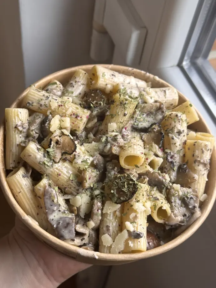Rigatoni champignons crème de truffe et parmesan