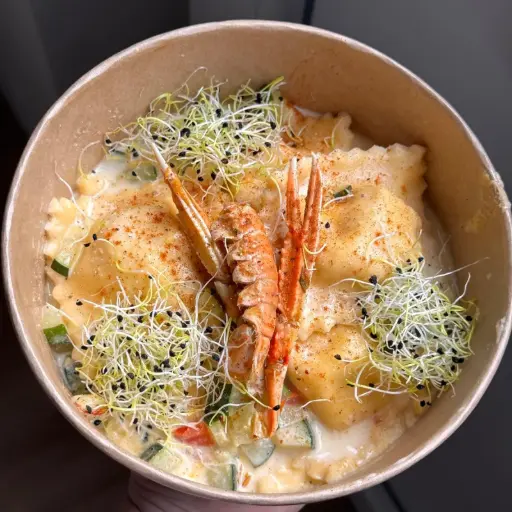 Ravioles à l'écrevisse, sauce crustacé