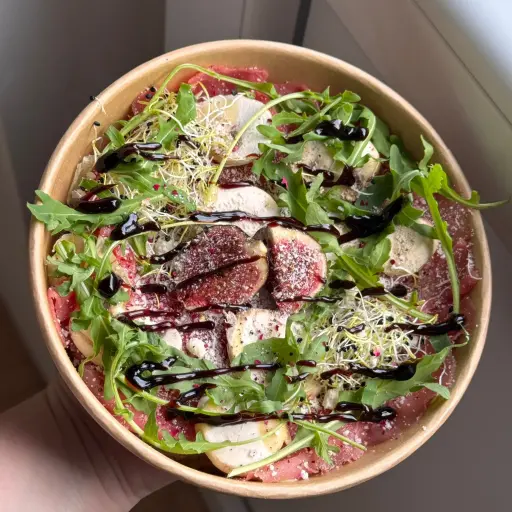 Carpaccio de bœuf et huile de truffe